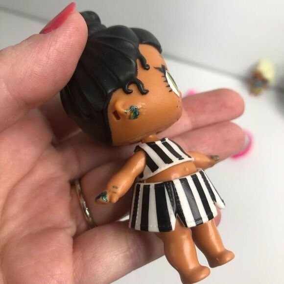 l.o.l. surprise doll pet lil sister pink mask neck pillow as is - Picture 5 of 9